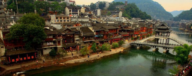 凤凰古城在湖南哪里 凤凰古城的介绍