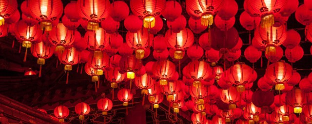 红灯笼不能随便挂有什么说法吗 红灯笼的寓意简介