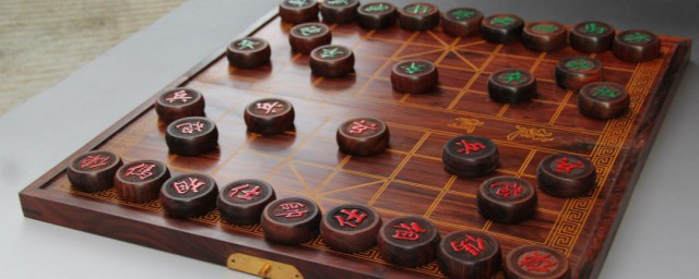 象棋基本走法口诀 象棋走法有什么口诀