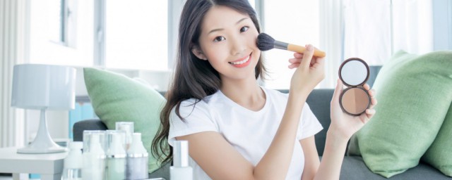 正确的化妆步骤怎么样化妆 化妆新手入门必看