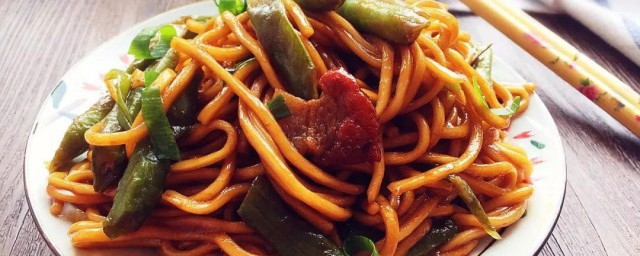 土豆焖面的做法和配方 土豆焖面如何做才好吃