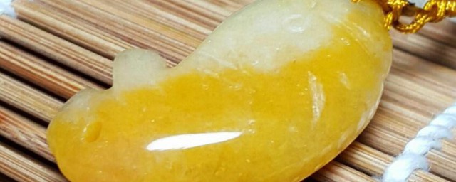 什么是黄宝石如何鉴别黄宝石 何谓黄宝石怎样鉴别黄宝石