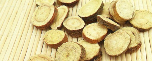 用甘草泡水一次放几片合适 甘草怎样泡水