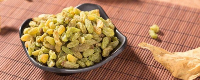 葡萄干泡水喝需要洗吗 葡萄干泡水怎么洗呢