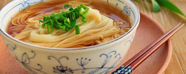 阳春面的汤怎么做好吃 怎么做好吃的阳春面的汤