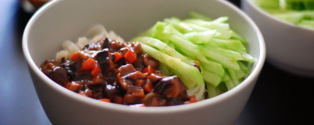 胡萝卜香菇肉酱制作办法 胡萝卜香菇肉酱怎样做