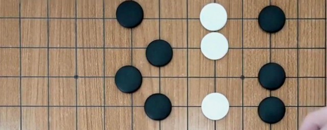 学围棋最快的方式 快速自学围棋的办法要领