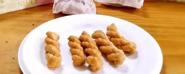 扭酥的正宗做法和配方 扭酥怎样做