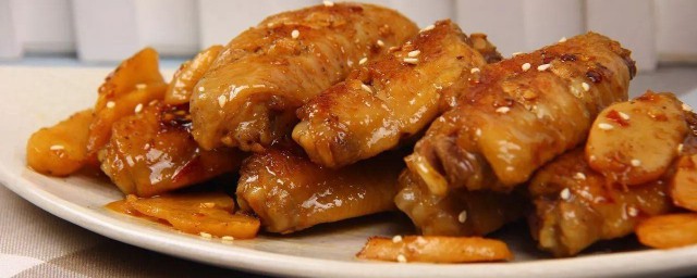 酸辣鸡翅做法诀窍 酸辣鸡翅的烹饪技巧分享