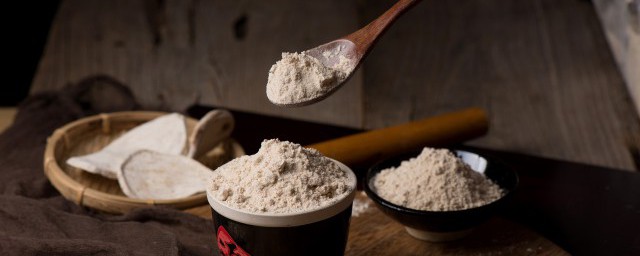 木薯淀粉是红薯淀粉吗 红薯淀粉和木薯淀粉有什么区别