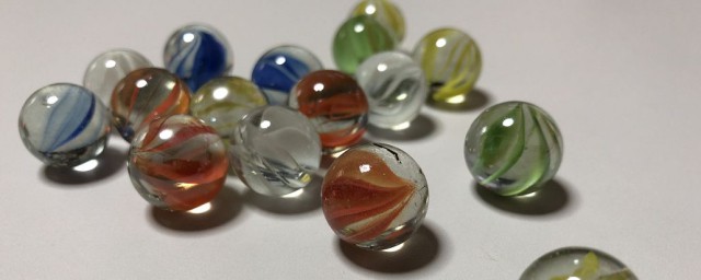 怎样鉴别玛瑙真假 鉴别玛瑙真假的技巧