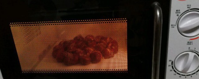 微波炉烧烤功能怎样用 微波炉烧烤功能怎样用