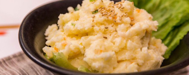 山药土豆泥的制作方式 咖喱山药土豆泥的烹饪方式分享
