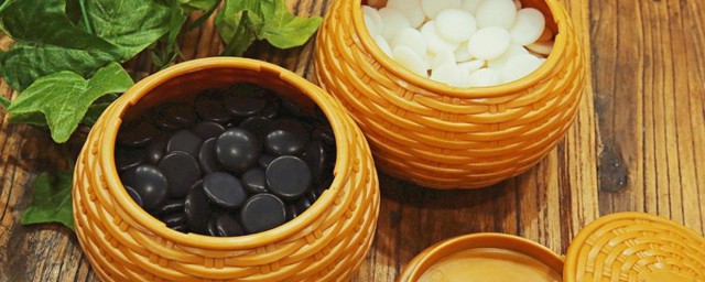 玩五子棋都有哪些套路 玩五子棋有什么技巧