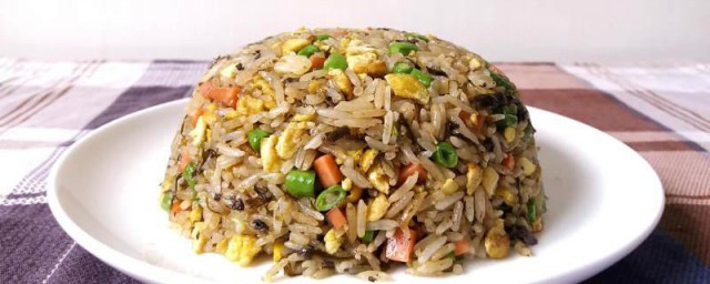 方便面鸡蛋炒饭的做法 方便面炒饭的做法次序