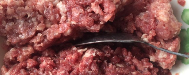 牛肉洋葱丸子的做法窍门 如何做牛肉洋葱丸子