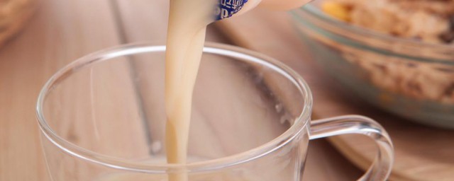 养乐多汽水的制作技巧 怎样自己做好喝的雪碧养乐多