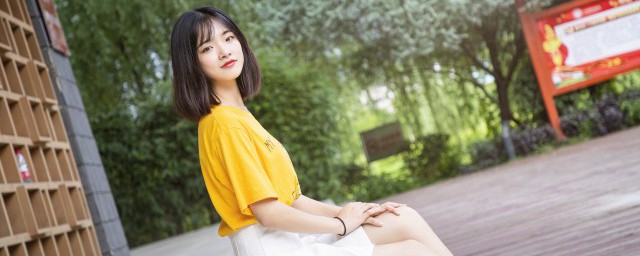 女生冬季穿衣搭配小技巧 女生冬季怎样穿衣搭配