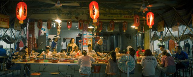 夜市最早出现在哪个朝代 夜市最早出现的时间