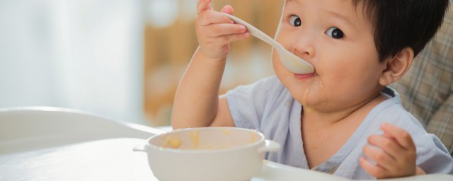 宝宝吃的小米粥如何做 宝宝辅食小米粥如何做