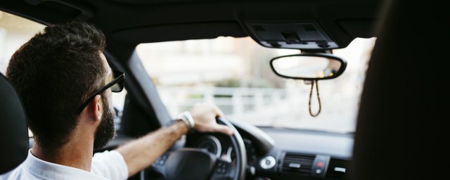 跑山路手动挡技巧 山路开车技巧