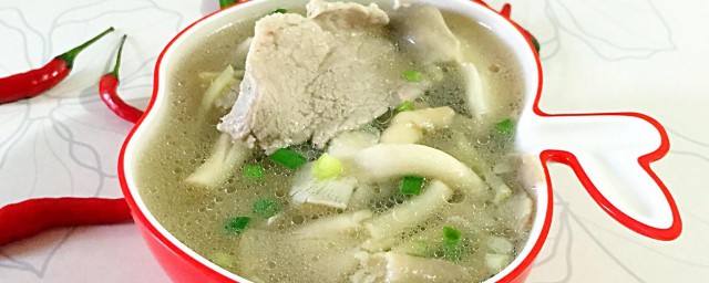 平蘑肉片汤怎样做 平蘑肉片汤做法简单简介