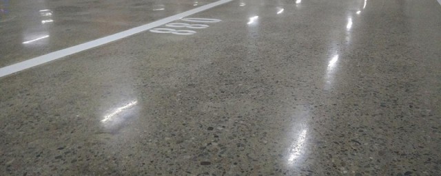地面水痕去除小妙招 地面水痕去除小妙招有哪些