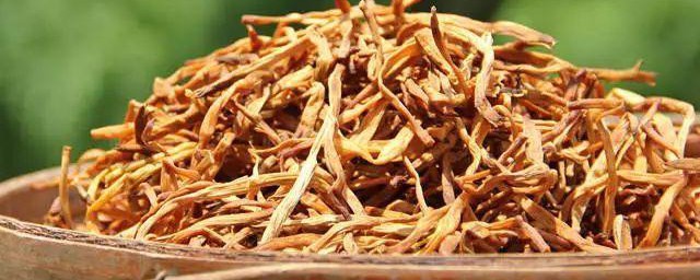 黄花菜怎样泡干黄花菜怎样做好吃 怎样泡干黄花菜好吃