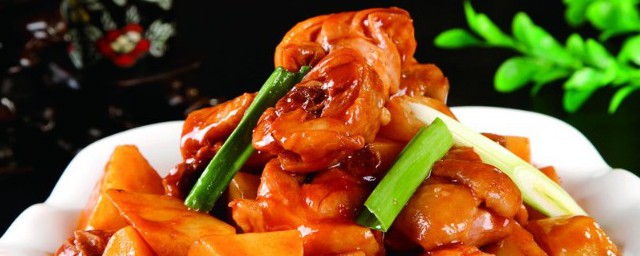 没有香菇的黄焖鸡如何做好吃 黄焖鸡的烹饪方式