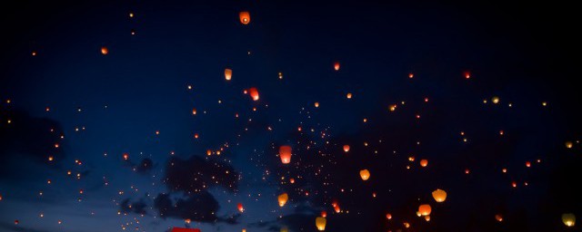 路边的夜景适合什么文案 路边的夜景怎样发文案