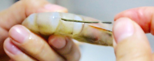 简单去虾线方式 怎么去虾线