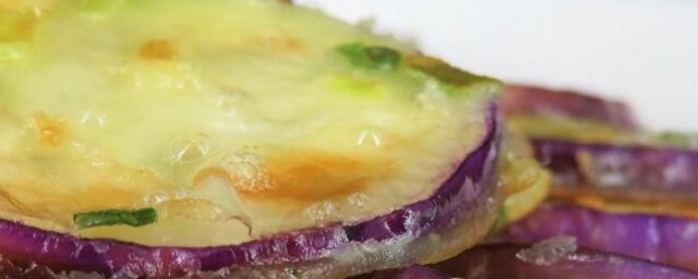 香肠茄子薄饼制作方式 香肠茄子薄饼如何制作