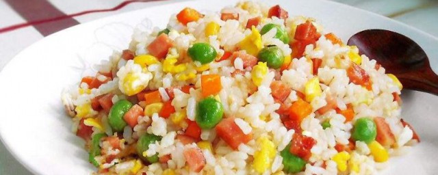 如何制作扬州炒饭 制作扬州炒饭的方法