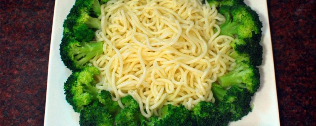 双鱿兰花面的做法 怎样做双鱿兰花面