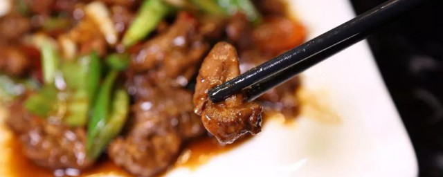 红烧斑鸠的做法 红烧斑鸠的做法简介