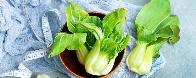 鸡肉可以和小油菜一起吃吗 能不能一起吃鸡肉和小油菜