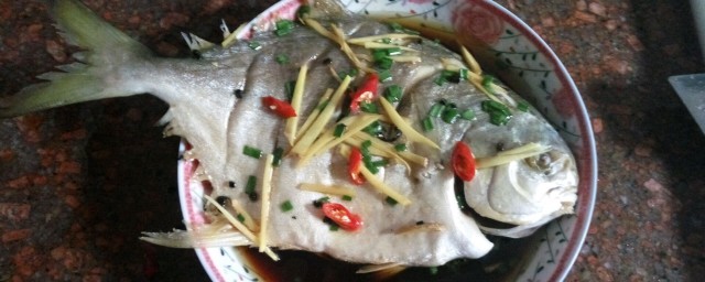 怎样做清蒸金鲳鱼 制作清蒸金鲳鱼的技巧