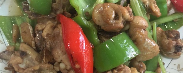 鸡胸肉炒青椒做法步骤 鸡胸肉炒青椒做法介绍