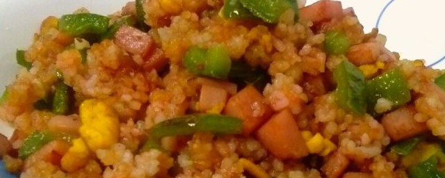 青椒火腿蛋炒饭的做法次序 青椒火腿蛋炒饭的做法