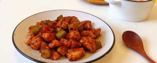 酱炒鸡丁做法步骤 酱炒鸡丁做法介绍