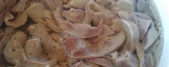 泡菜炒猪肝做法步骤 泡菜炒猪肝需要哪些材料