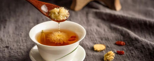 黄芪配菊花功效与作用 黄芪配菊花泡水的作用介绍