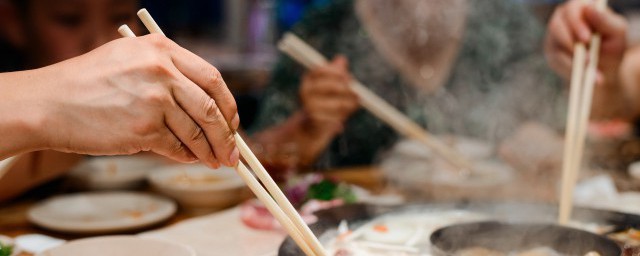 自己做火锅的锅底怎样弄 自己在家怎样做火锅锅底