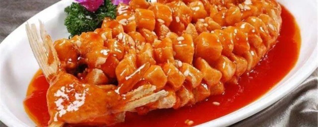 糖醋松鼠鱼的做法次序 怎样做糖醋松鼠鱼