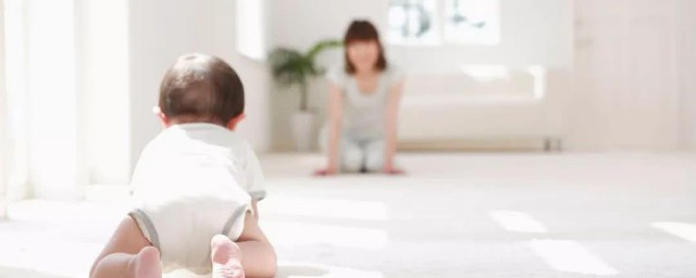 如何训练宝宝学爬 训练宝宝学爬方式