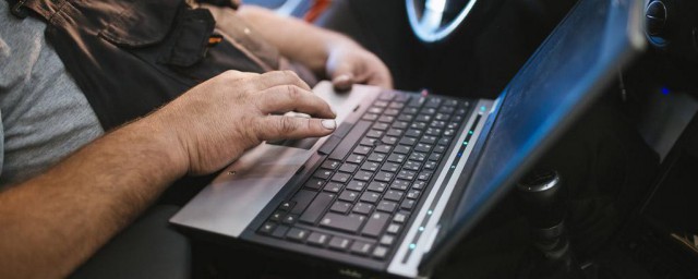 电脑开机出现蓝屏怎样回事提示 电脑开机出现蓝屏什么原因