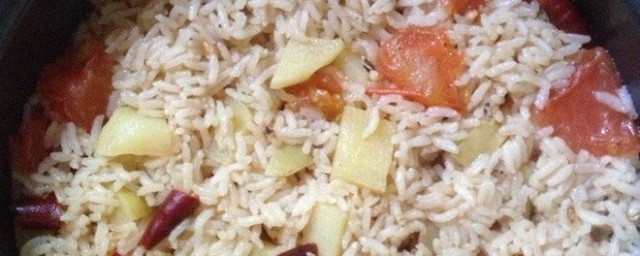 怎样做番茄土豆焖饭 番茄土豆焖饭做法