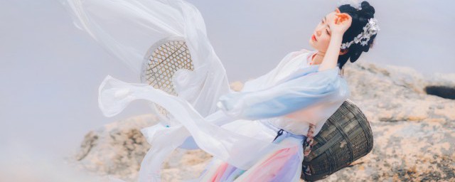 在汉服中右衽是什么意思 在汉服中右衽解释