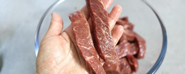 干切牛肉的次序怎样做 干切牛肉的做法