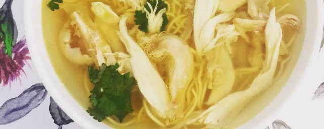蘑菇鸡丝汤面怎样做 蘑菇鸡丝汤面的做法